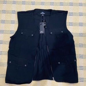 Zip up Cargo Vest - BRAND NEW NEVER WORN